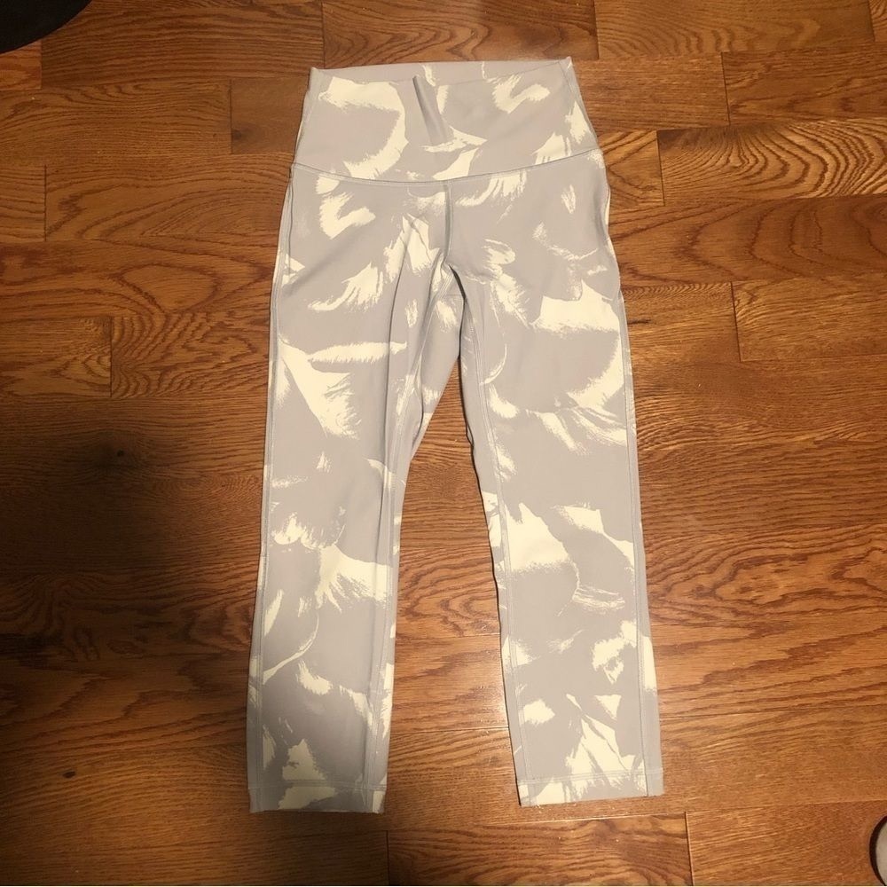 LULULEMON wunder under - Picture 2 of 5